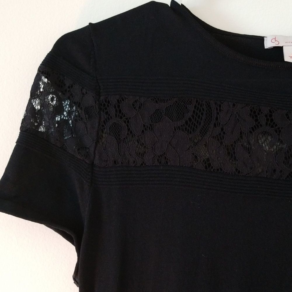 Short sleeve lace mixed media dress